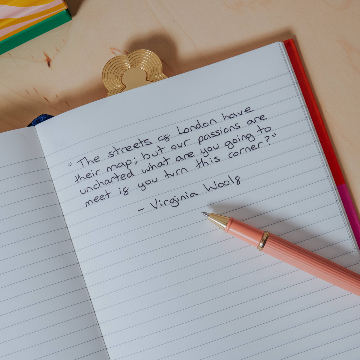 Groove Roller Pen: Peach