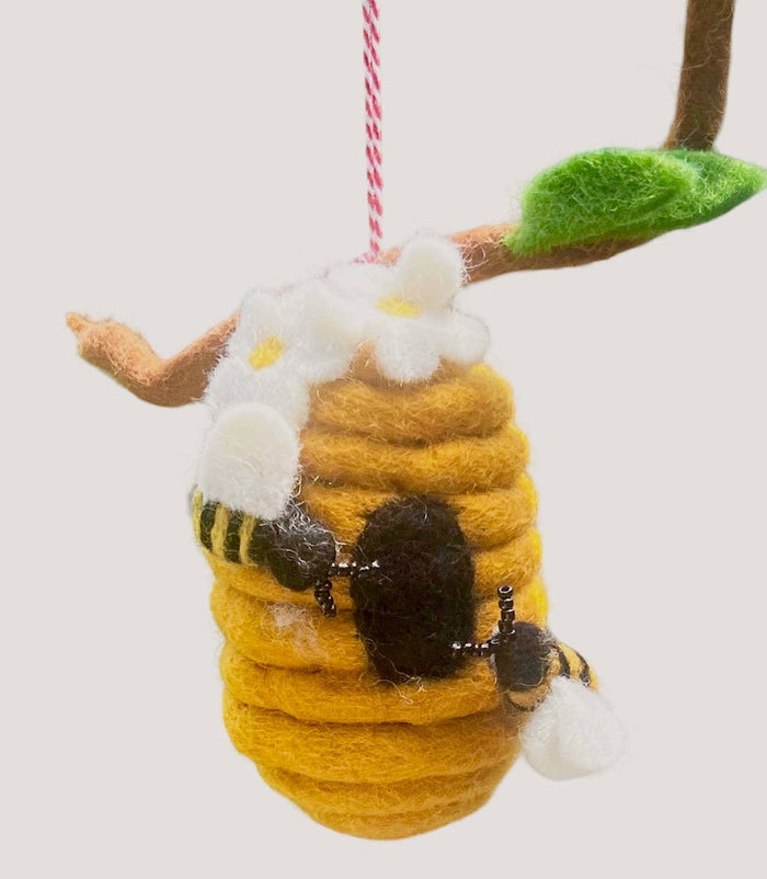 Felt ornament, Bee hive