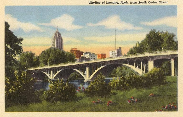 Postcard MI-424 Skyline, Lansing