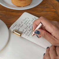 The Field Mouse – refillable travel pen