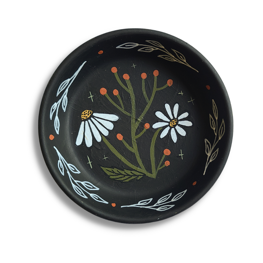 Daisy Altar Dish - Medium